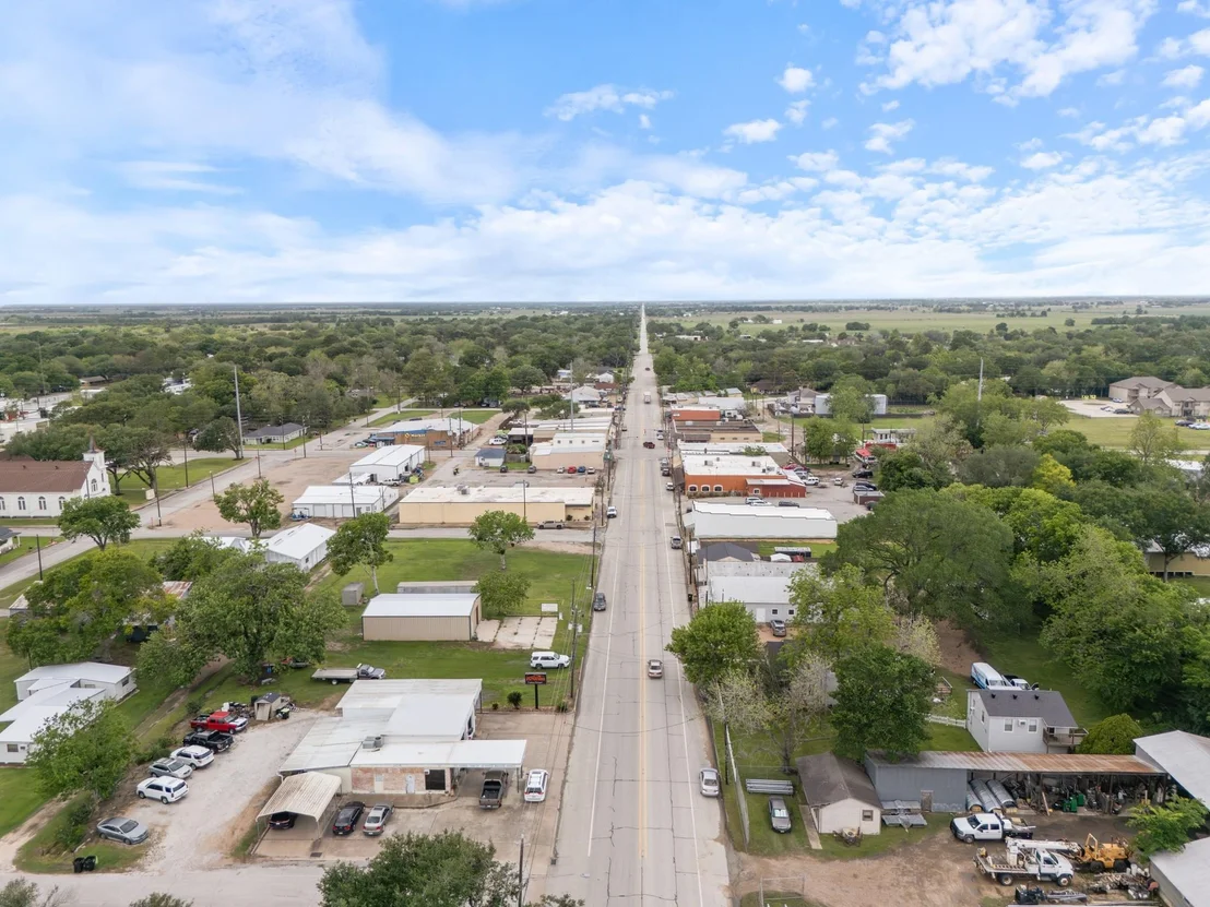 Photo of 9115 Main Street