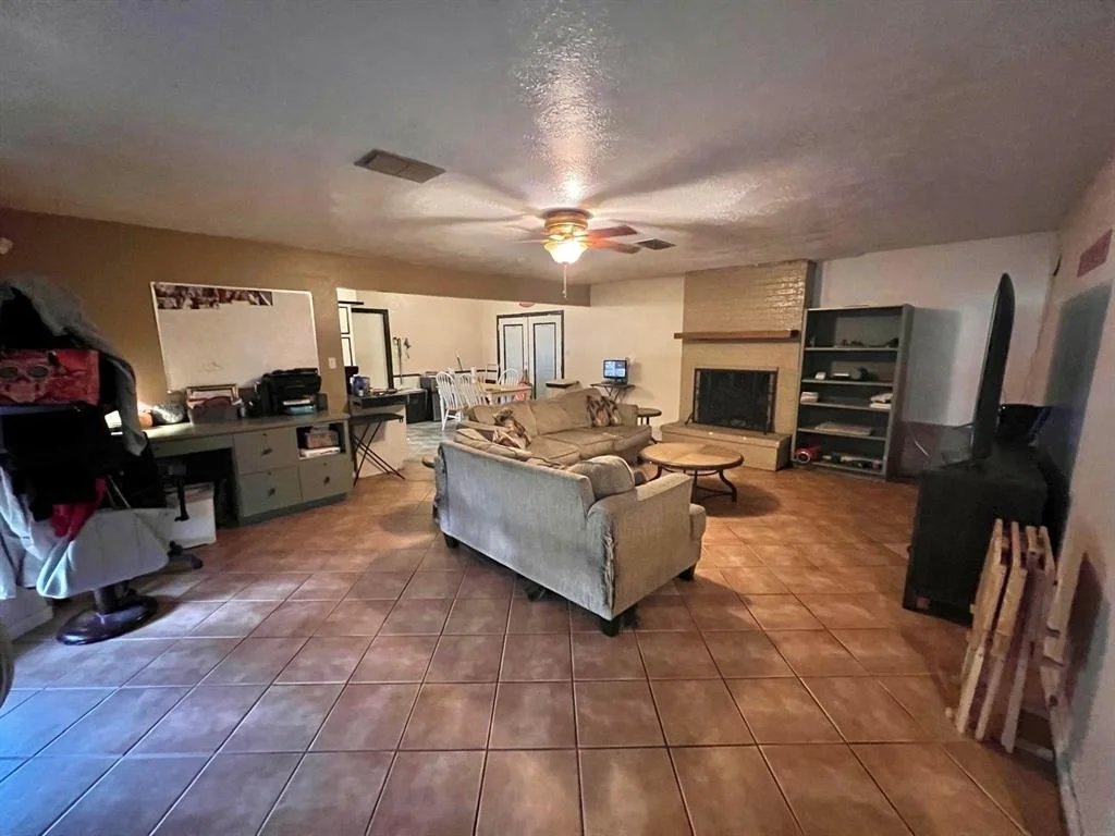 Photo of 9149 Oak Arbor Drive