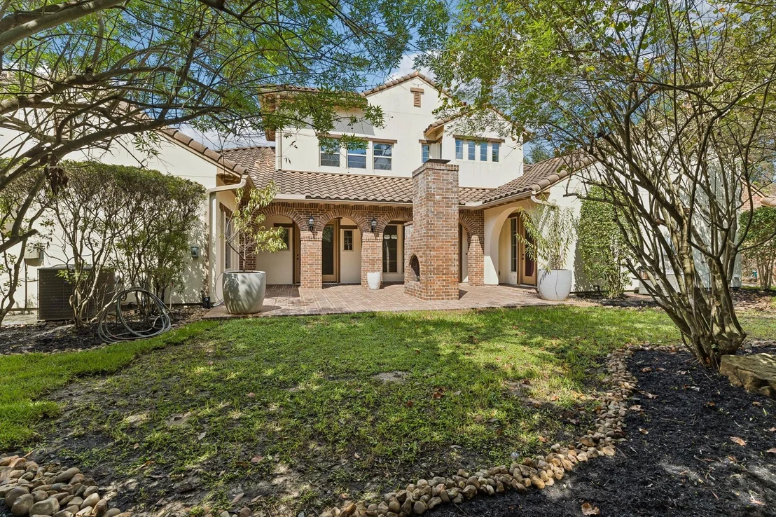Photo of 14 Woodglade Way