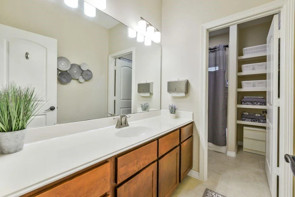 Photo of 2510 Amy Lee Drive