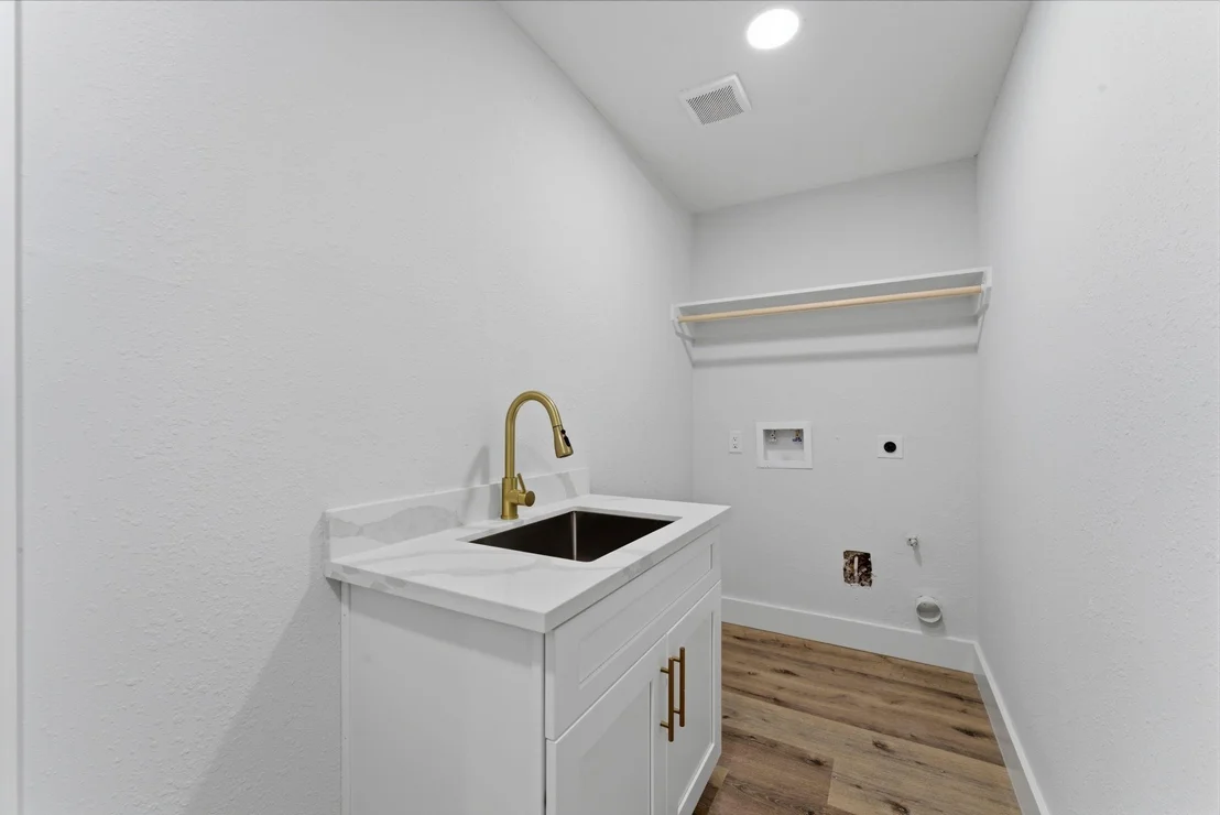 Photo of 4710 Whispering Falls Drive
