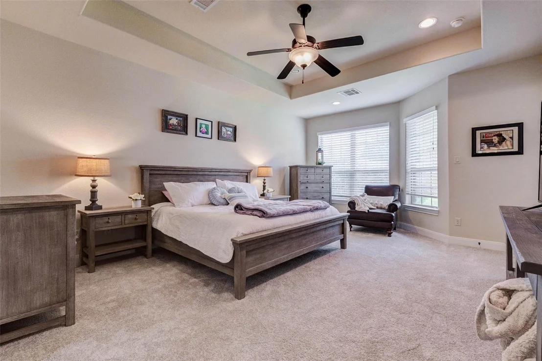 Photo of 4915 Westchester Drive