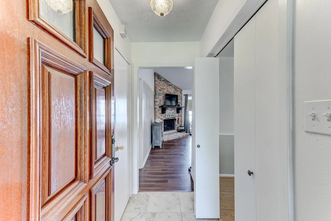 Photo of 12211 Plumpoint Drive