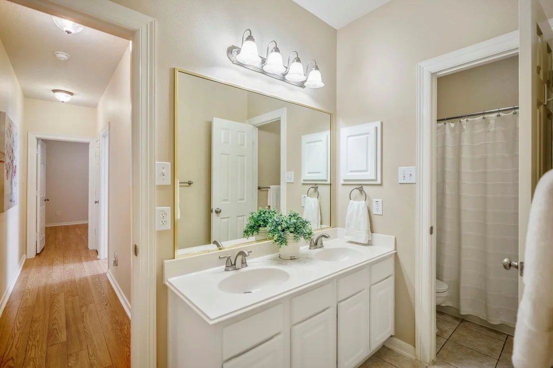 Photo of 6218 Stone Trail Lane