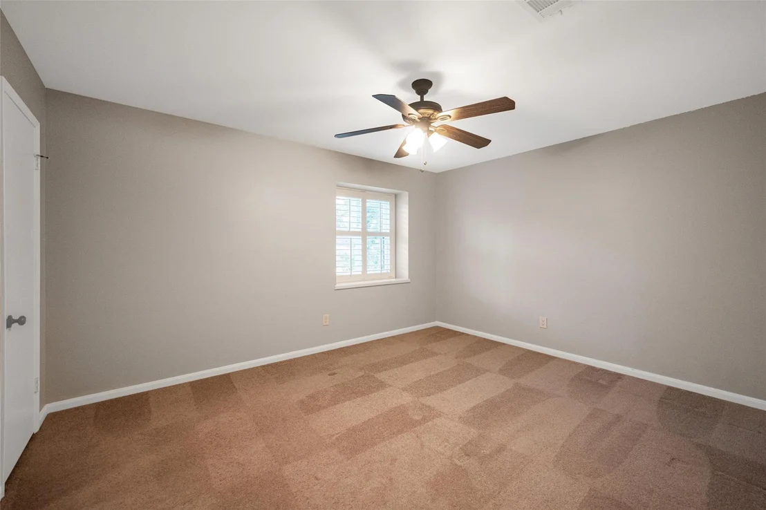 Photo of 14610 Carolcrest Drive