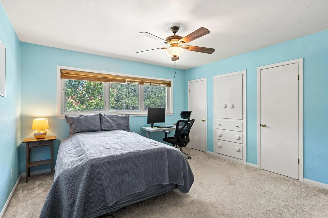 Photo of 4903 Heatherglen Drive