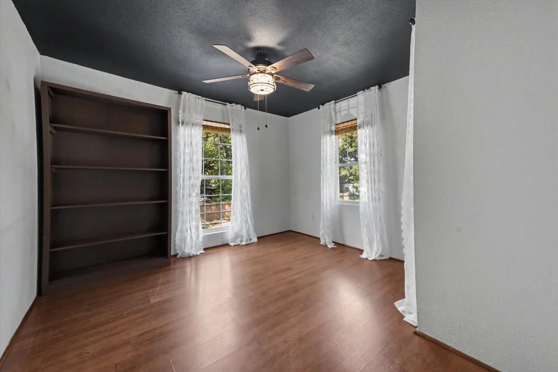 Photo of 144 Imogene