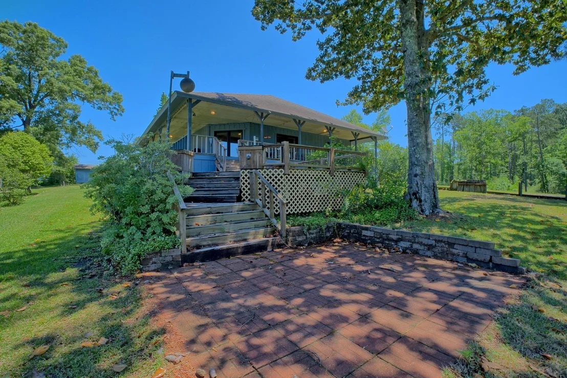 Photo of 203 Whispering Pine