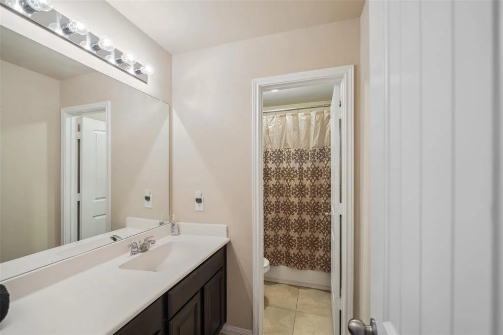 Photo of 1306 S Maple Drive