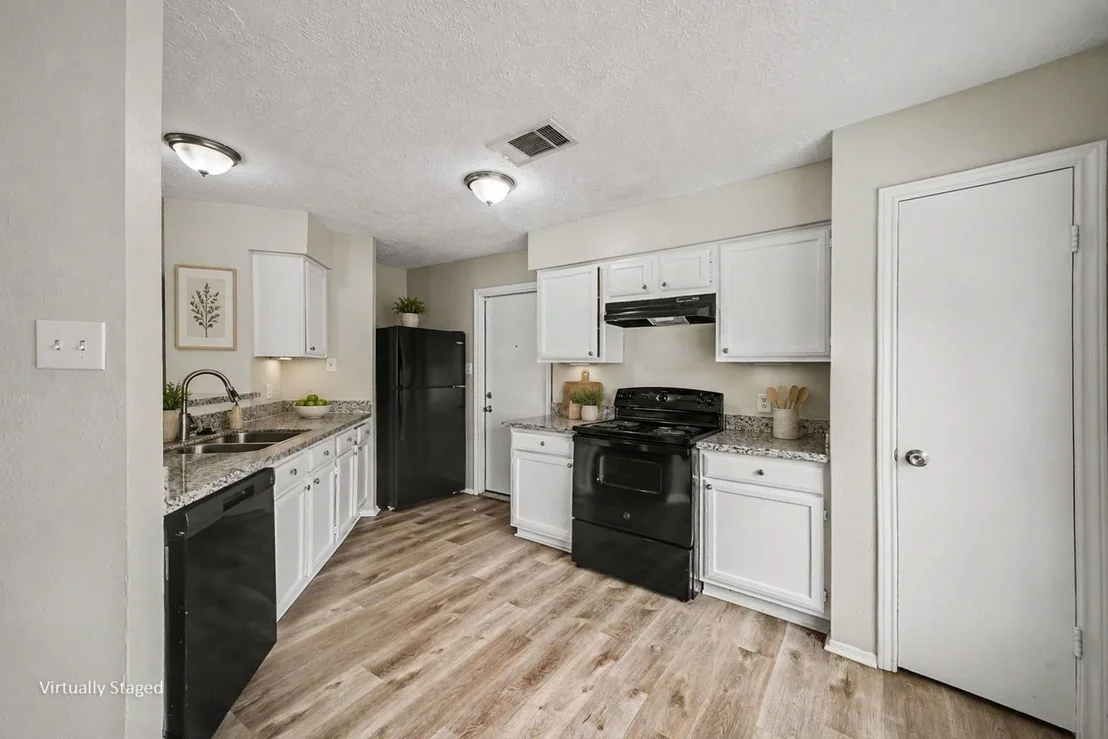 Photo of 2710 Village Circle Drive