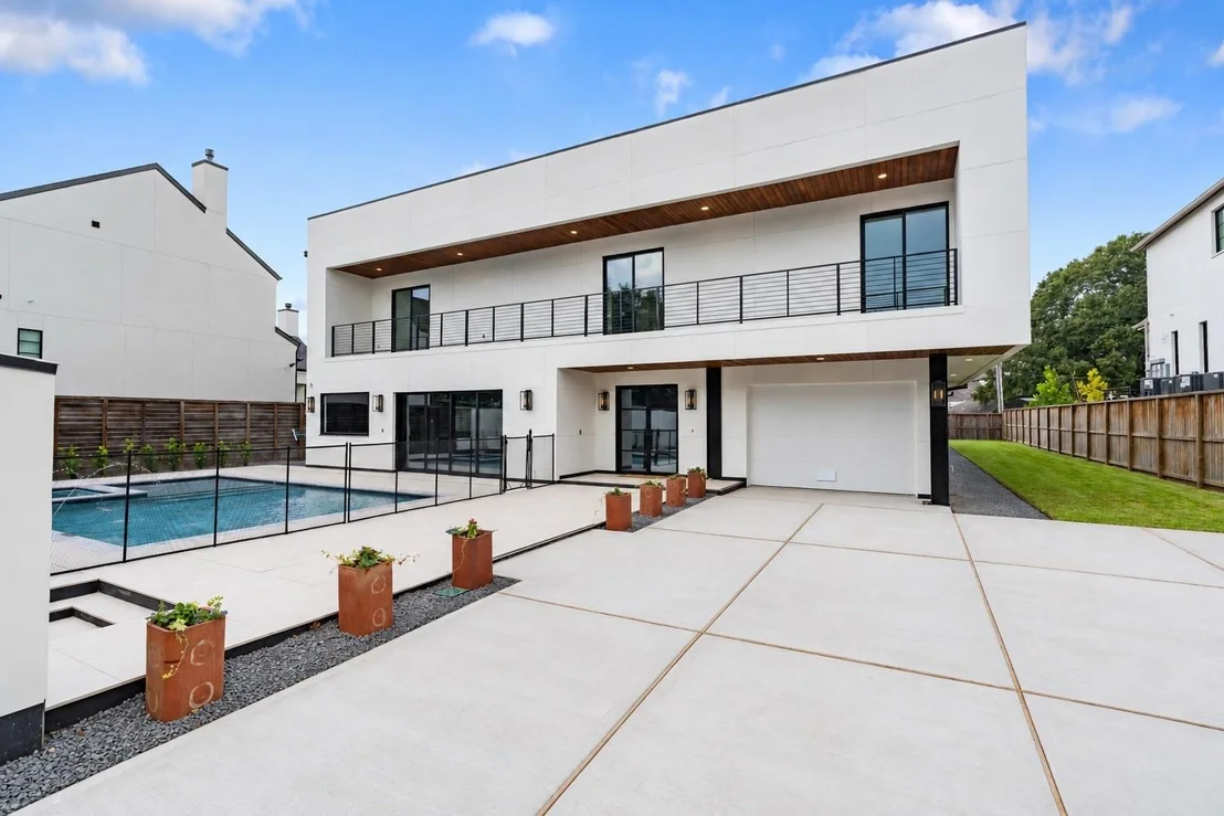Photo of 5110 Glenmeadow Drive