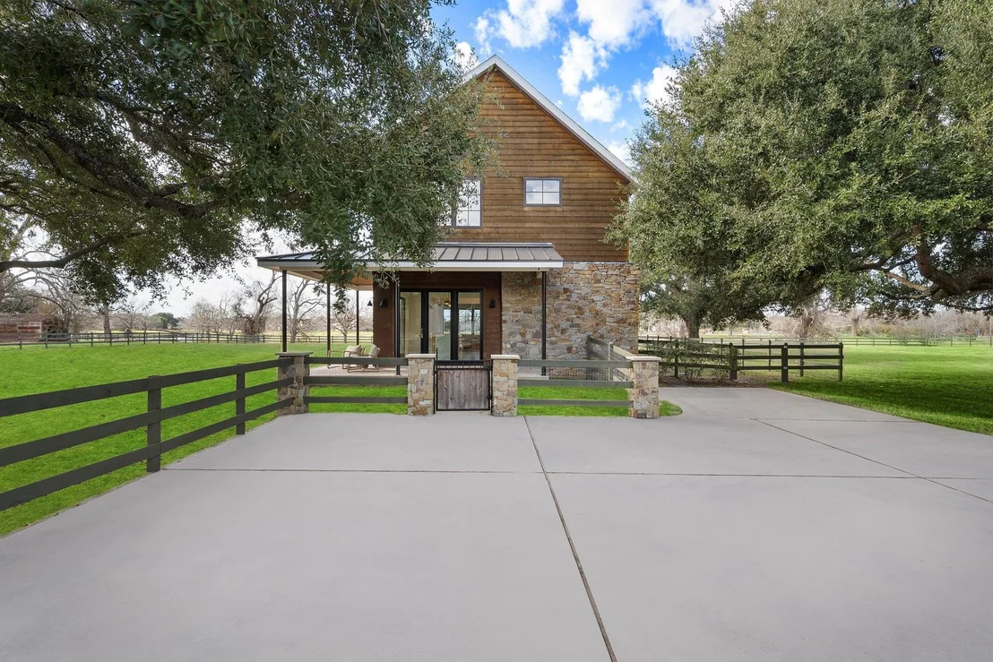 Photo of 5511 Fulbrook Road