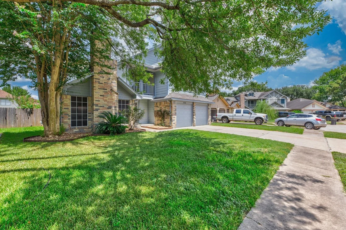 Photo of 6638 Cove Lake Drive