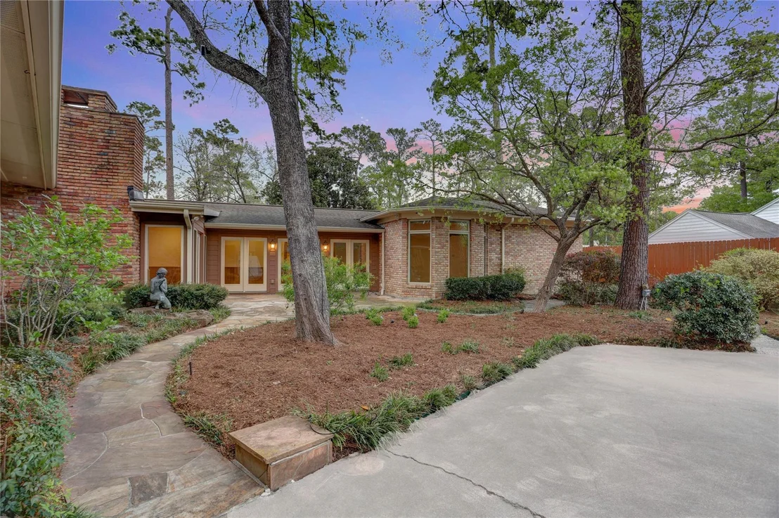Photo of 309 Westminster Drive