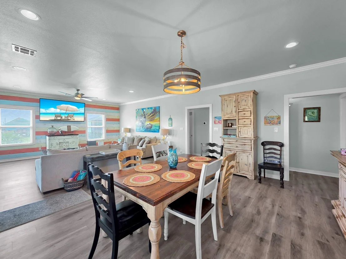 Photo of 962 Surfside Drive