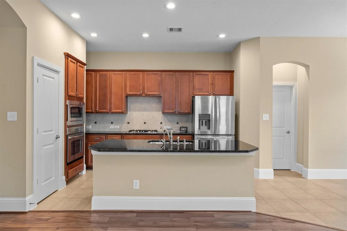 Photo of 8603 Crescent Valley Lane