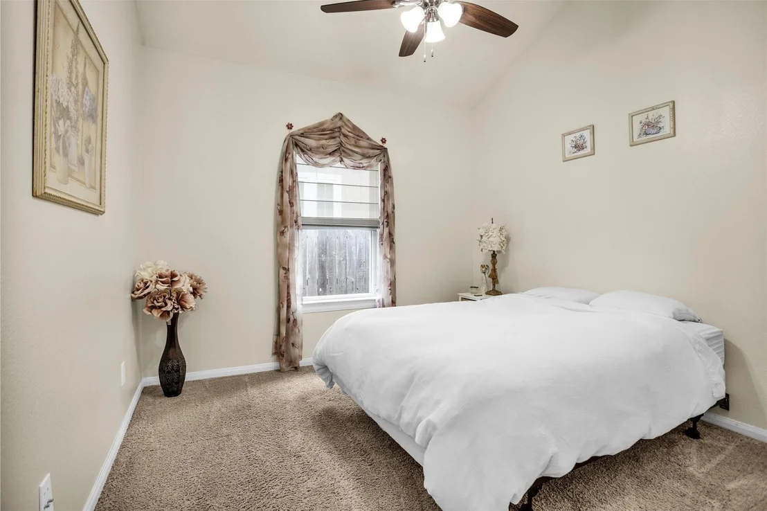 Photo of 7411 Lynnbrook Falls Lane