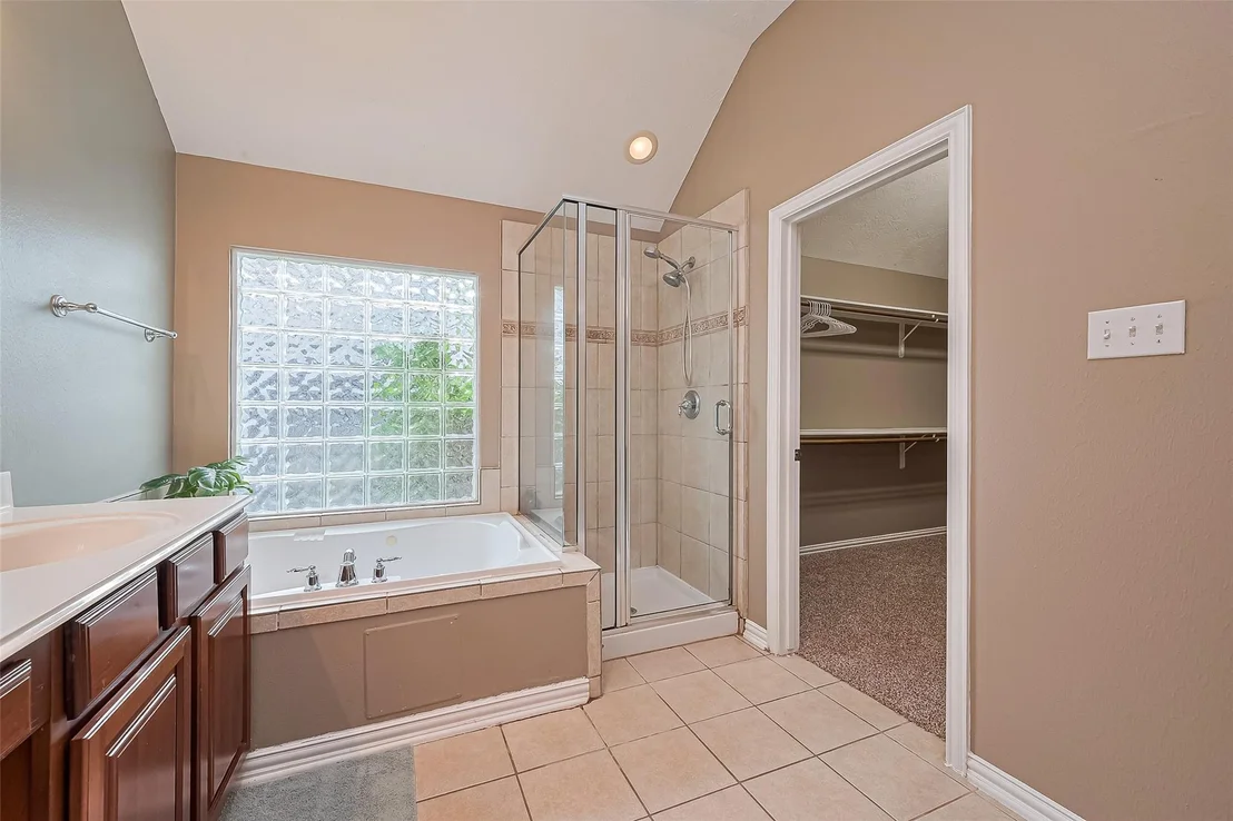 Photo of 2500 Amy Lee Drive