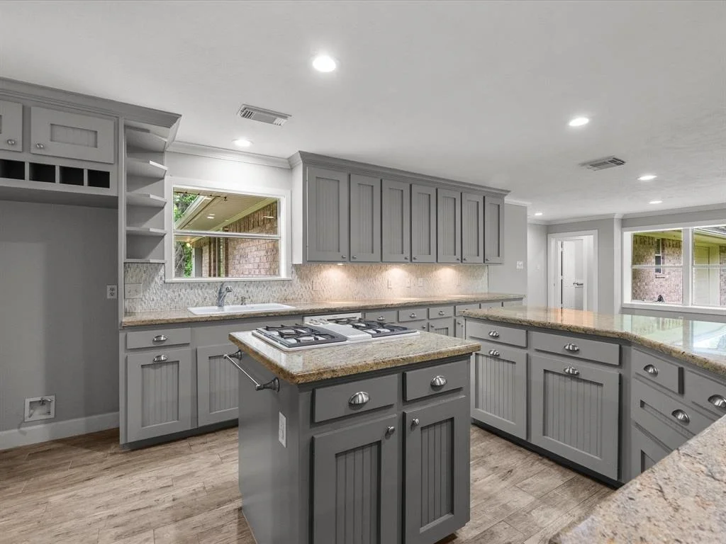Photo of 5401 Palm Drive