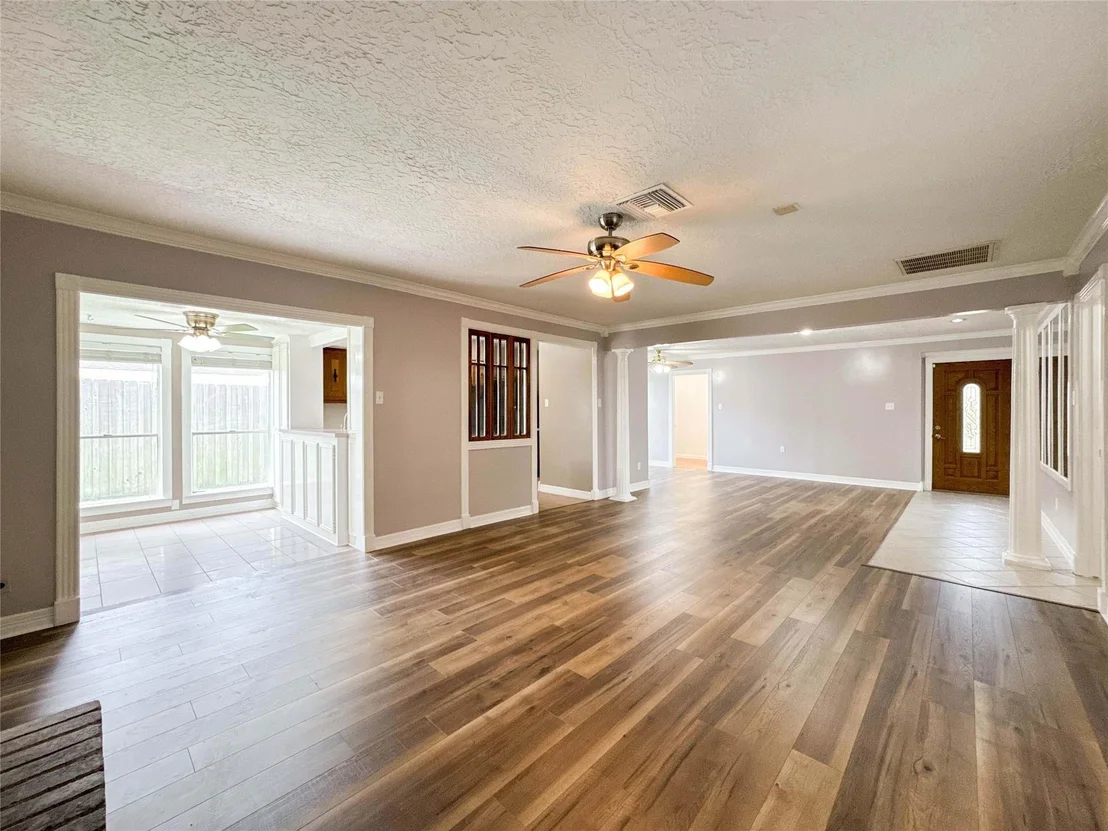 Photo of 39 Oak Harbor Drive