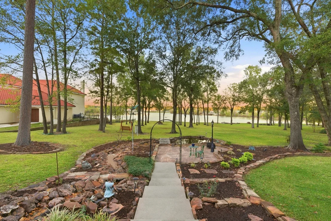 Photo of 18848 Harbor Side Boulevard