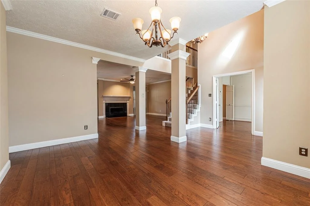 Photo of 15931 Manor Square Drive