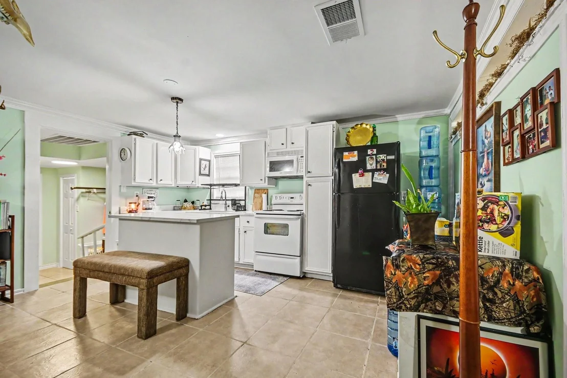 Photo of 536 Montgomery Street