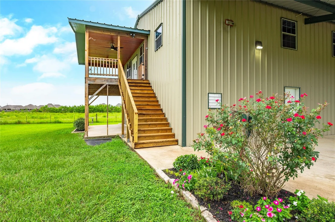 Photo of 10110 County Road 67