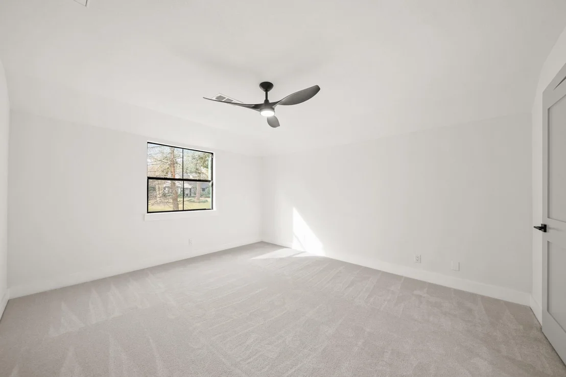 Photo of 6102 Knollview Drive