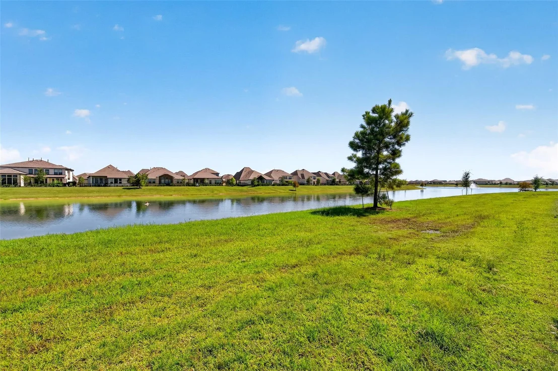 Photo of 633 Cape Capri Drive
