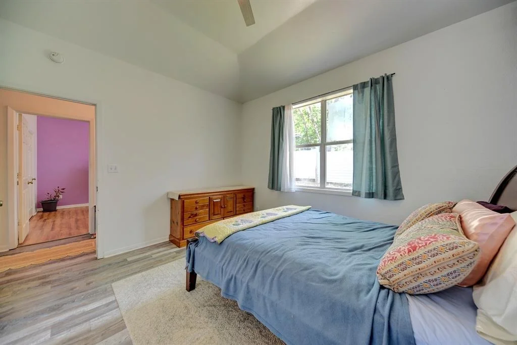 Photo of 213 N Austin Street