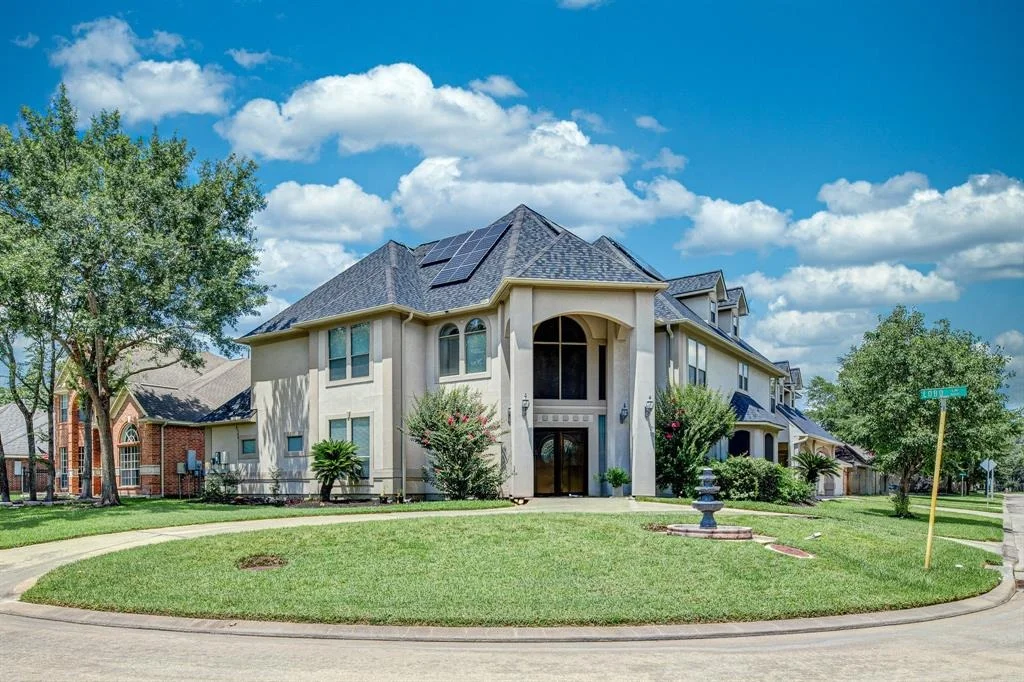 Photo of 16206 Lobo Lane