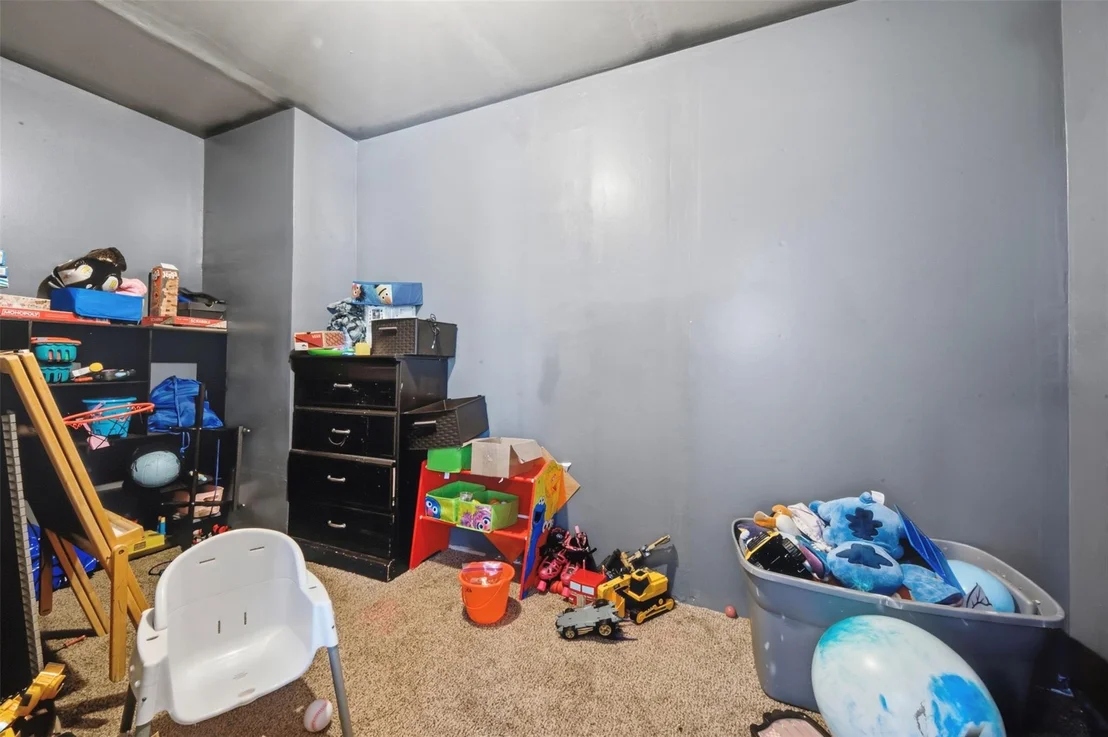 Photo of 924 Chad Lane