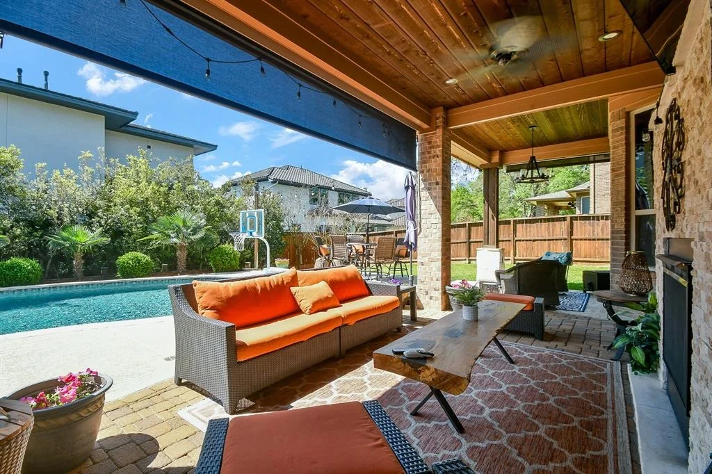 Photo of 7539 Langley Road