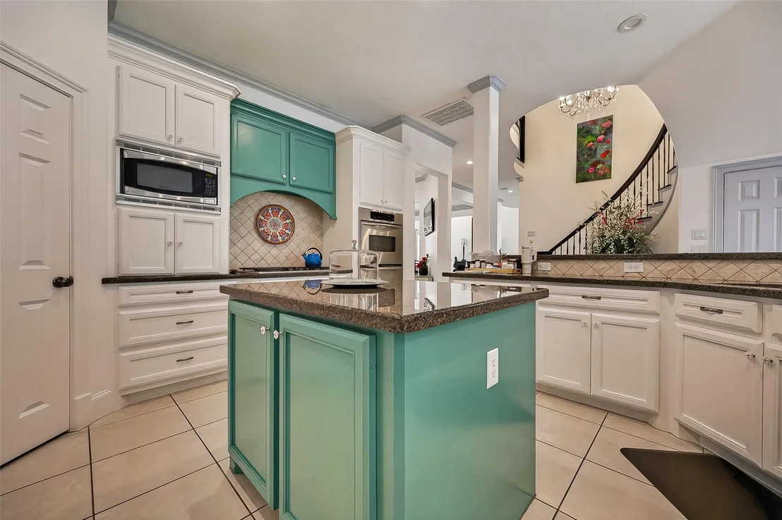 Photo of 6118 Windrose Hollow Lane