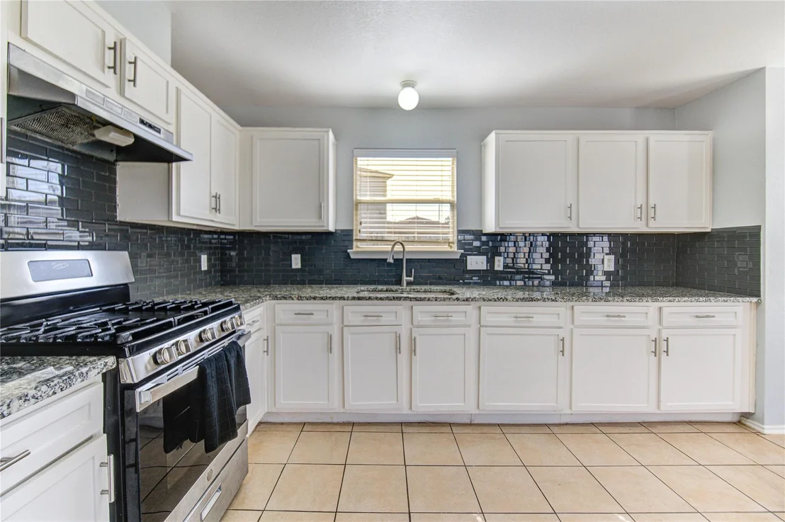 Photo of 22919 Twisting Maple Court