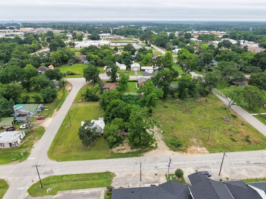 Photo of 305 N Thomason Street