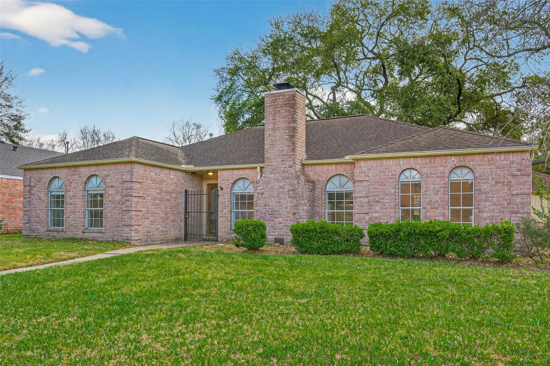 Photo of 18035 Mountfield Drive