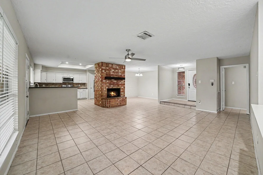 Photo of 419 Pickford Drive