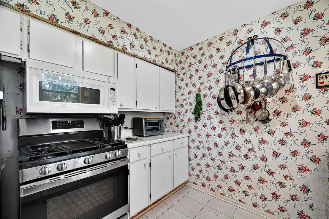 Photo of 6014 Dawnridge Drive