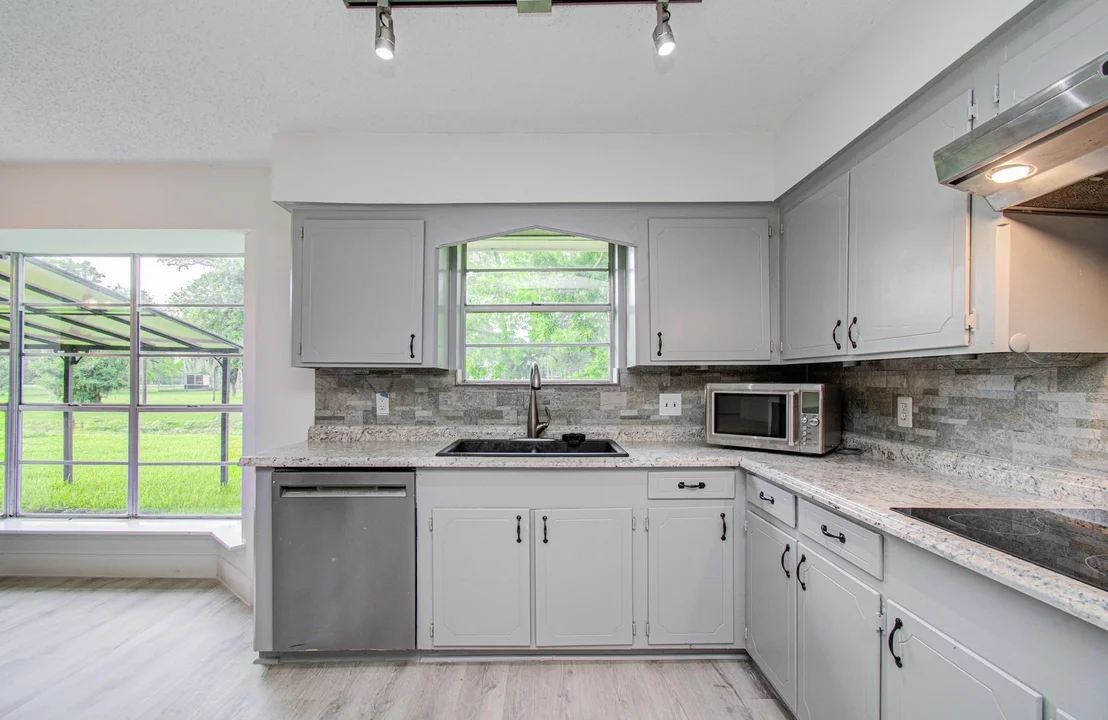 Photo of 114 Swiss Lane