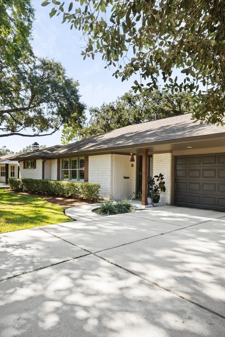 Photo of 8010 Mullins Drive