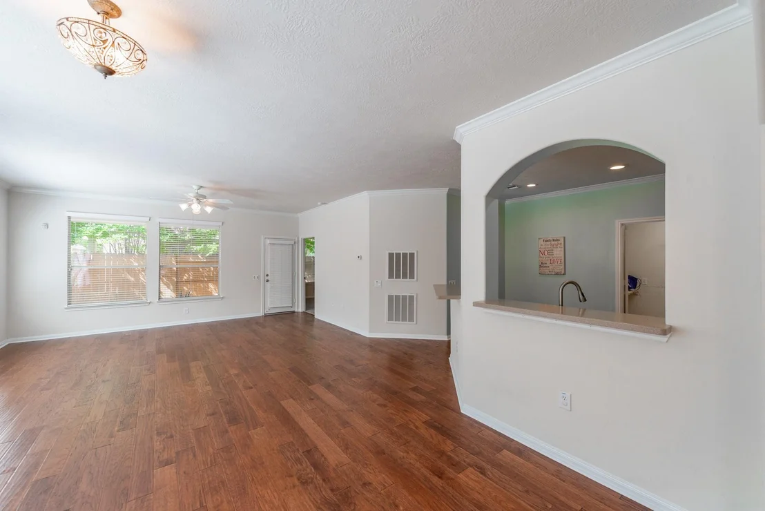Photo of 5306 Thorngate Court