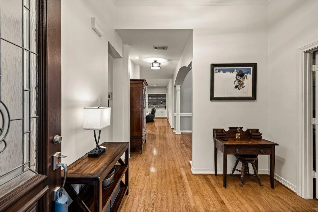 Photo of 4 Crestwood Circle