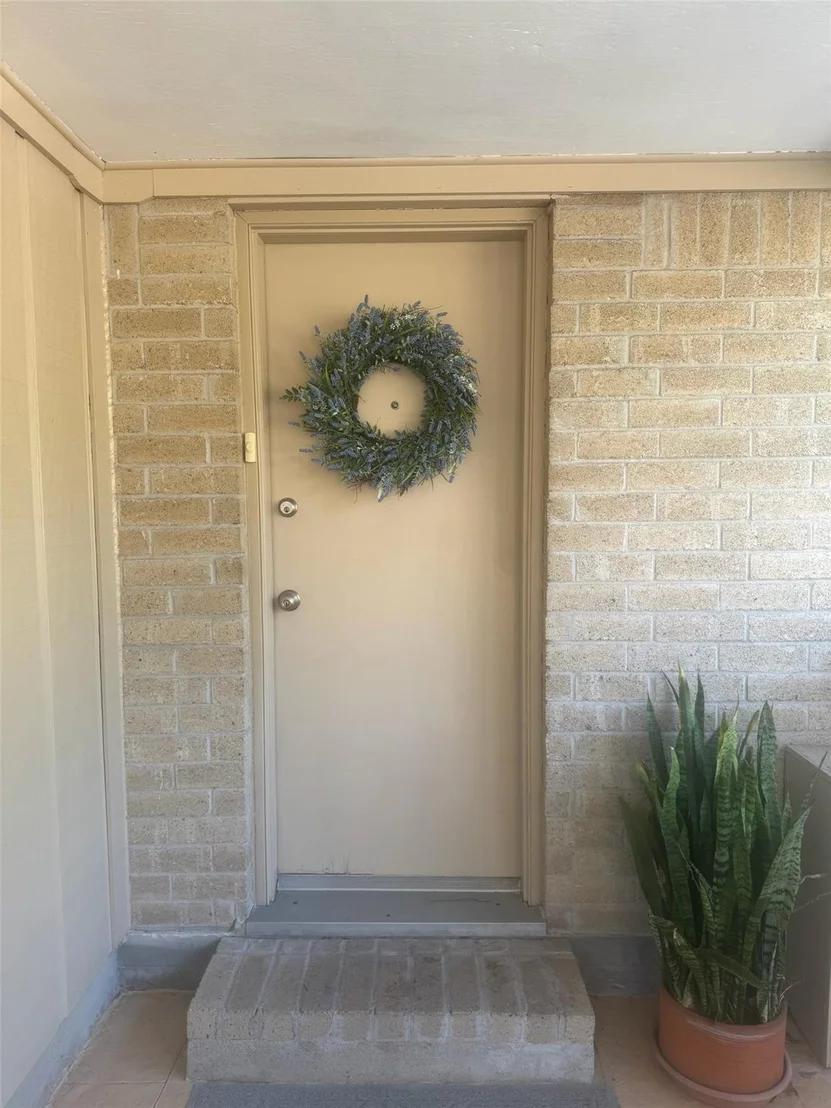Photo of 1922 Silver Leaf Drive