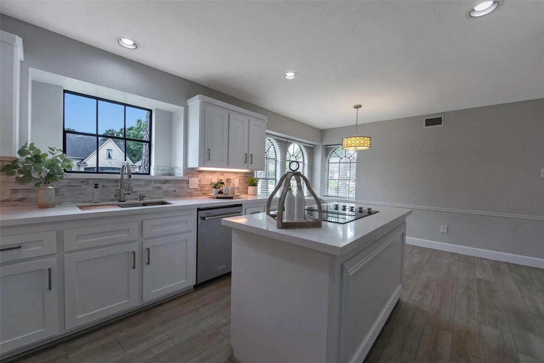 Photo of 24610 Gilbough Drive