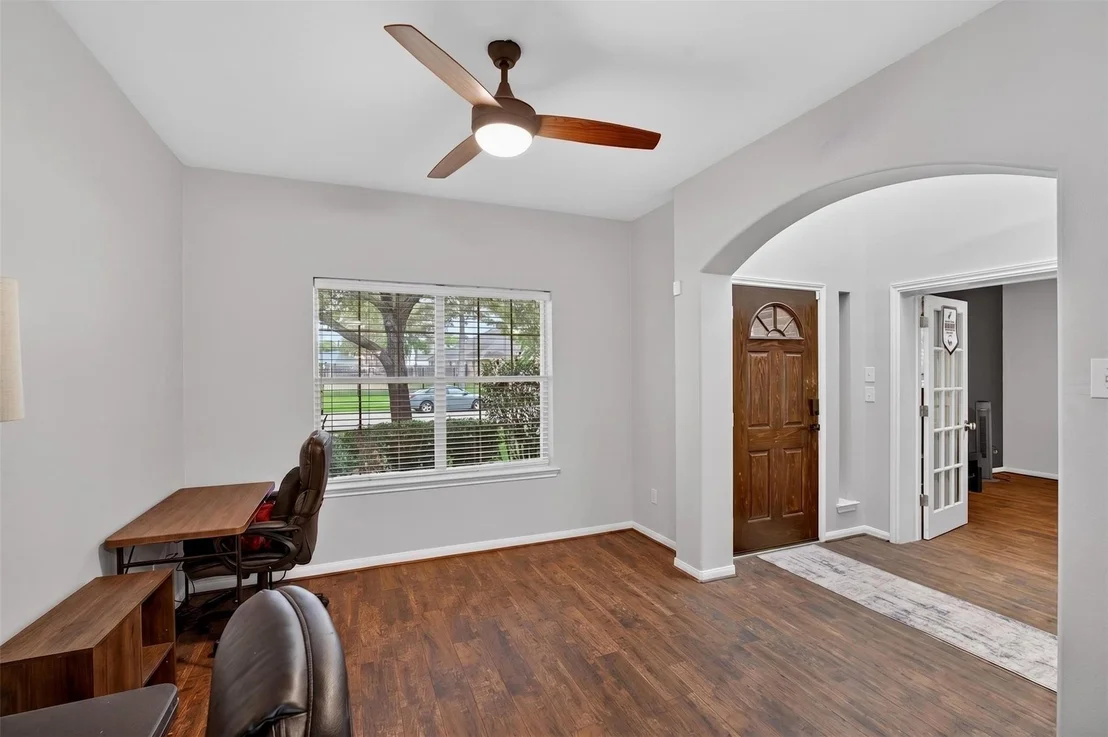 Photo of 2731 Marquette Trail