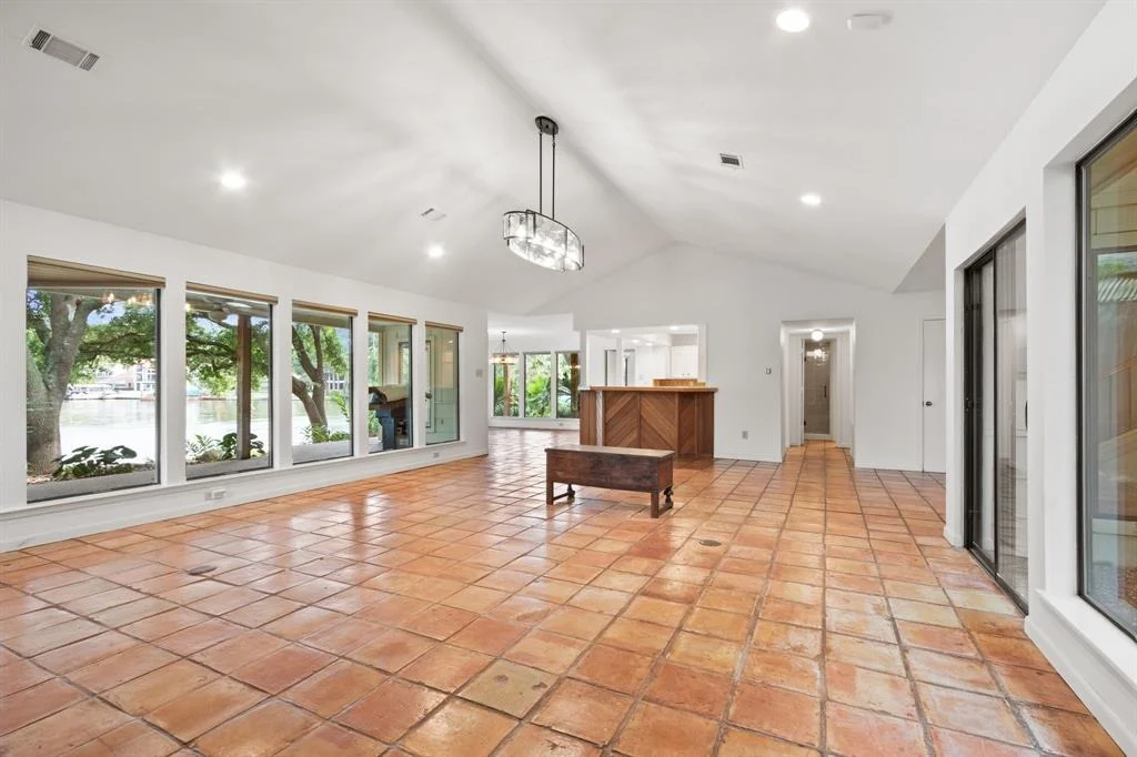 Photo of 3023 Willowbend Road