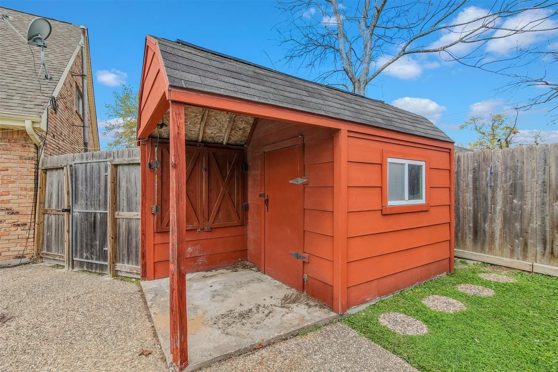 Photo of 3302 Morningview Drive