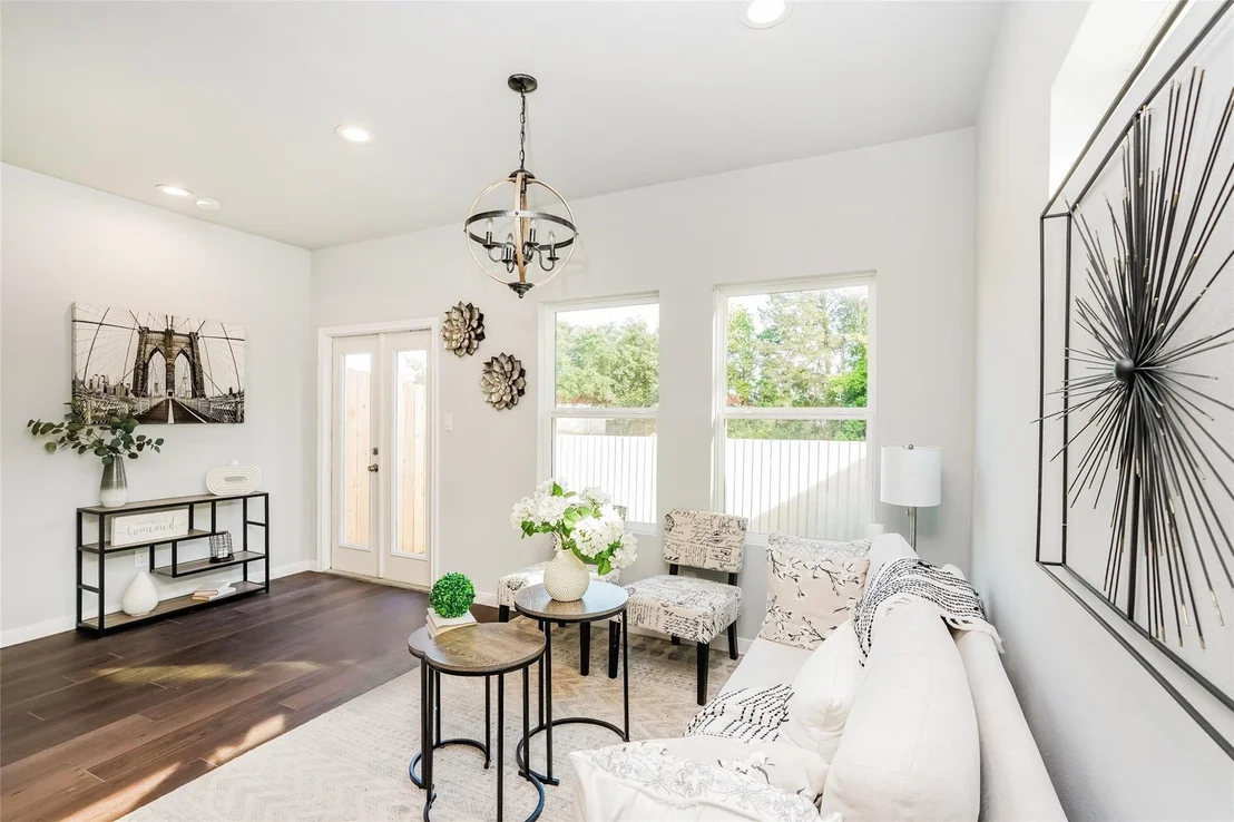 Photo of 4933 Dalhart Drive